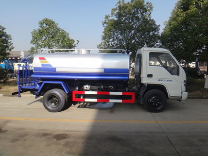 ����5����ˮ܇