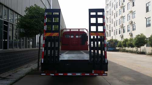 ����������݆�ڙCƽ��܇