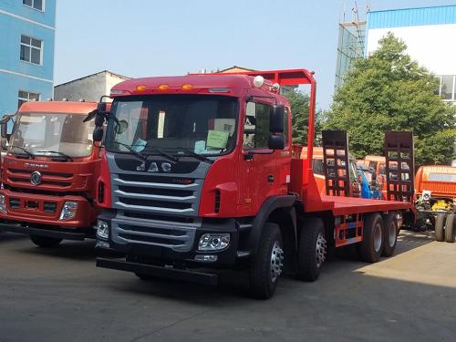 ����ǰ�ĺ���ڙC(j��)��܇���H��300�R�����m�����д����ڙC(j��)��܇���S�ݳ����S��ֱ�N�Ԓ�����o 13607281988