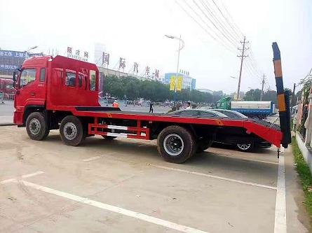 �����񠖰l(f��)С���S��ǰ�ĺ��ģ��ڙCƽ��܇