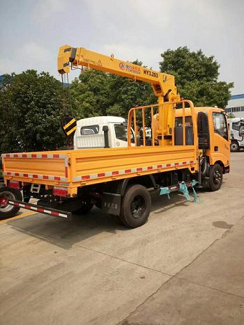 ���E�{���S܇��ƽ��܇���ƃ�(n��i)90�R����5�n׃������7��������칤2���b���S܇��ƽ��܇�S�҇���F(xi��n)܇ֱ�N