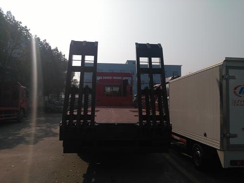 �����񠖰l(f��)ǰ�ĺ��ƽ���\ݔ܇