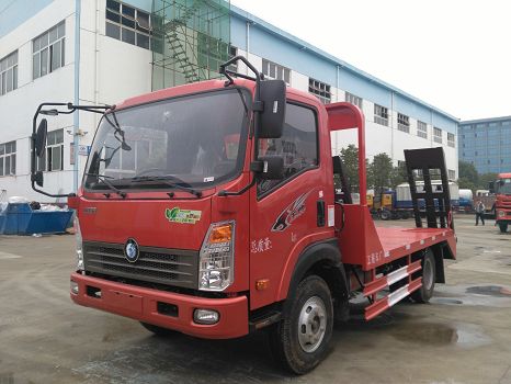 �����{��С�ڙC��܇