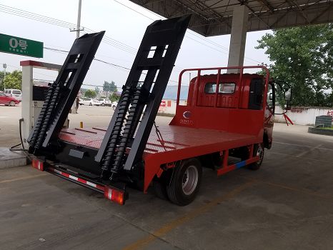 ���������{(l��n)��С�ڙCƽ����܇