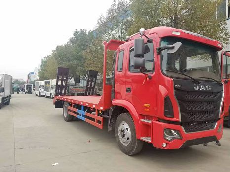 �����Θ��ڙC(j��)ƽ����܇����15����18���ڙC(j��)���������ڙC(j��)��܇?y��n)����x�񣬆Θ��ڙC(j��)ƽ����܇�������ڙC(j��)��܇�������ڙC(j��)ƽ��܇