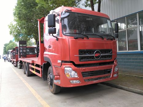 楚風后八輪挖機平板車,藍牌小挖機拖車,挖機運輸車,前四后八挖機平板拖車 楚風后八輪挖機平板車,藍牌小挖機拖車,挖機運輸車,前四后八挖機平板拖車