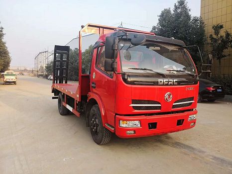 東風(fēng)福瑞卡藍(lán)牌小挖機(jī)拖車降價(jià)了.....最新藍(lán)牌小挖機(jī)拖車價(jià)格 東風(fēng)福瑞卡藍(lán)牌小挖機(jī)拖車降價(jià)了.....最新藍(lán)牌小挖機(jī)拖車價(jià)格