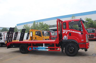 �����|�LD1�Θ��ڙCƽ����܇